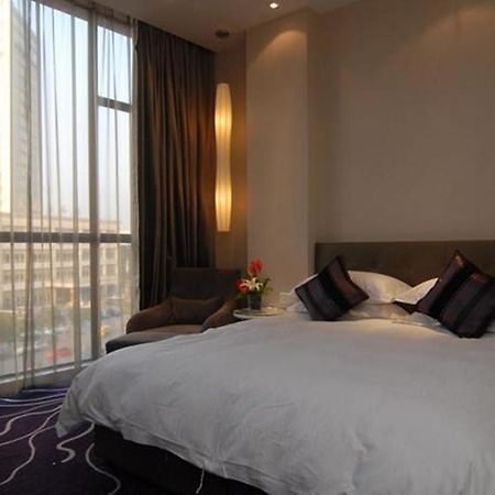 Budgetel Huadu Yiwu Hotel Exteriér fotografie